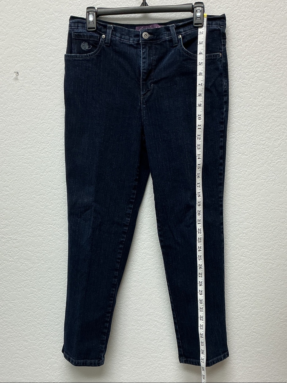 Gloria Vanderbilt Dark Indigo Skinny Jeans